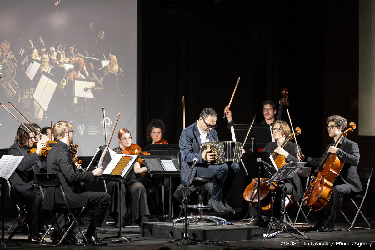 DANIELE DI BONAVENTURA & ORCHESTRA PAGANINI - OMAGGIO AL TANGO