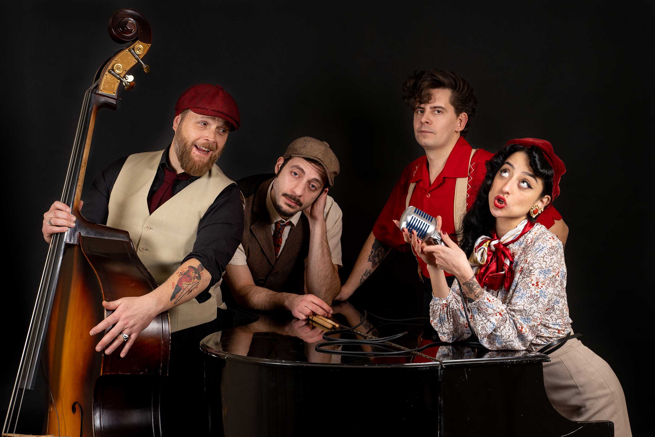 BLACK BALL BOOGIES <br>Live music & drinks